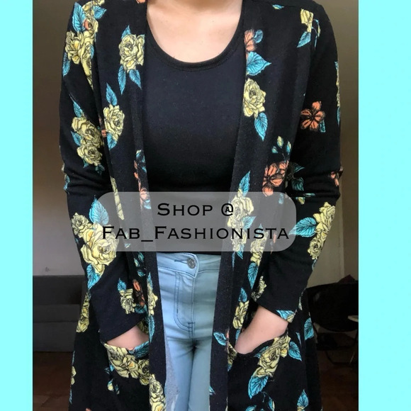 Lularoe Sarah Floral Cardigan Sweater size Small - Picture 15 of 17